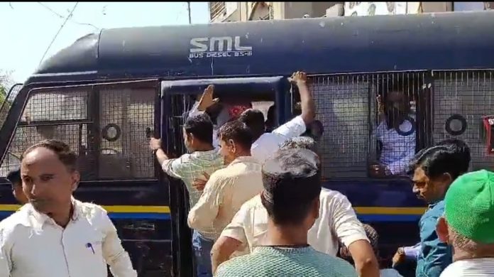 Gujarat Police detain protestors