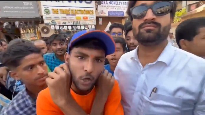Language activist confronts Muslim vendor